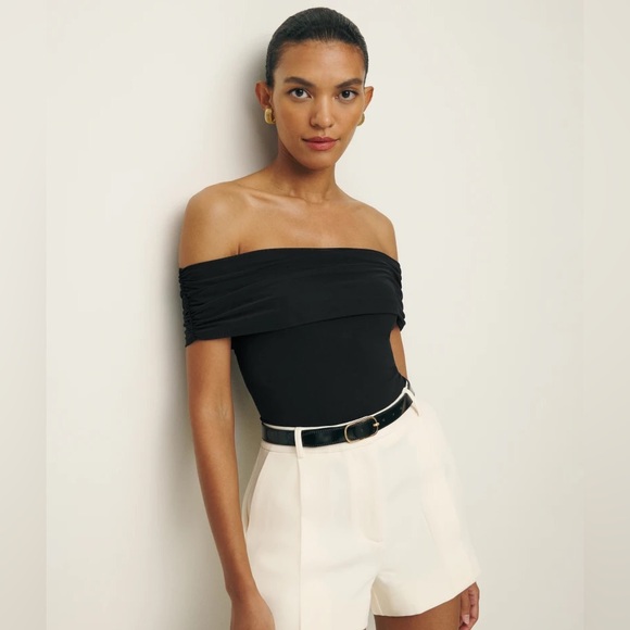 Reformation Tops - Reformation Rosaline top - size s